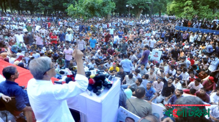 Resign now or won't get the chance to escape: Fakhrul warns govt